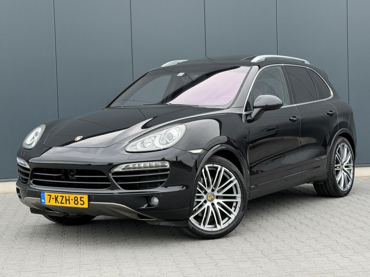 Porsche Cayenne - 3.0 S Hybrid Schuifdak - Adaptief - Sportstoelen - Xenon - AutoWereld.nl