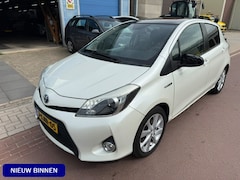 Toyota Yaris - 1.5 Full Hybrid Dynamic 2013 NAP 167.947km Luxe uitvoering met 100% dealer onderhoud
