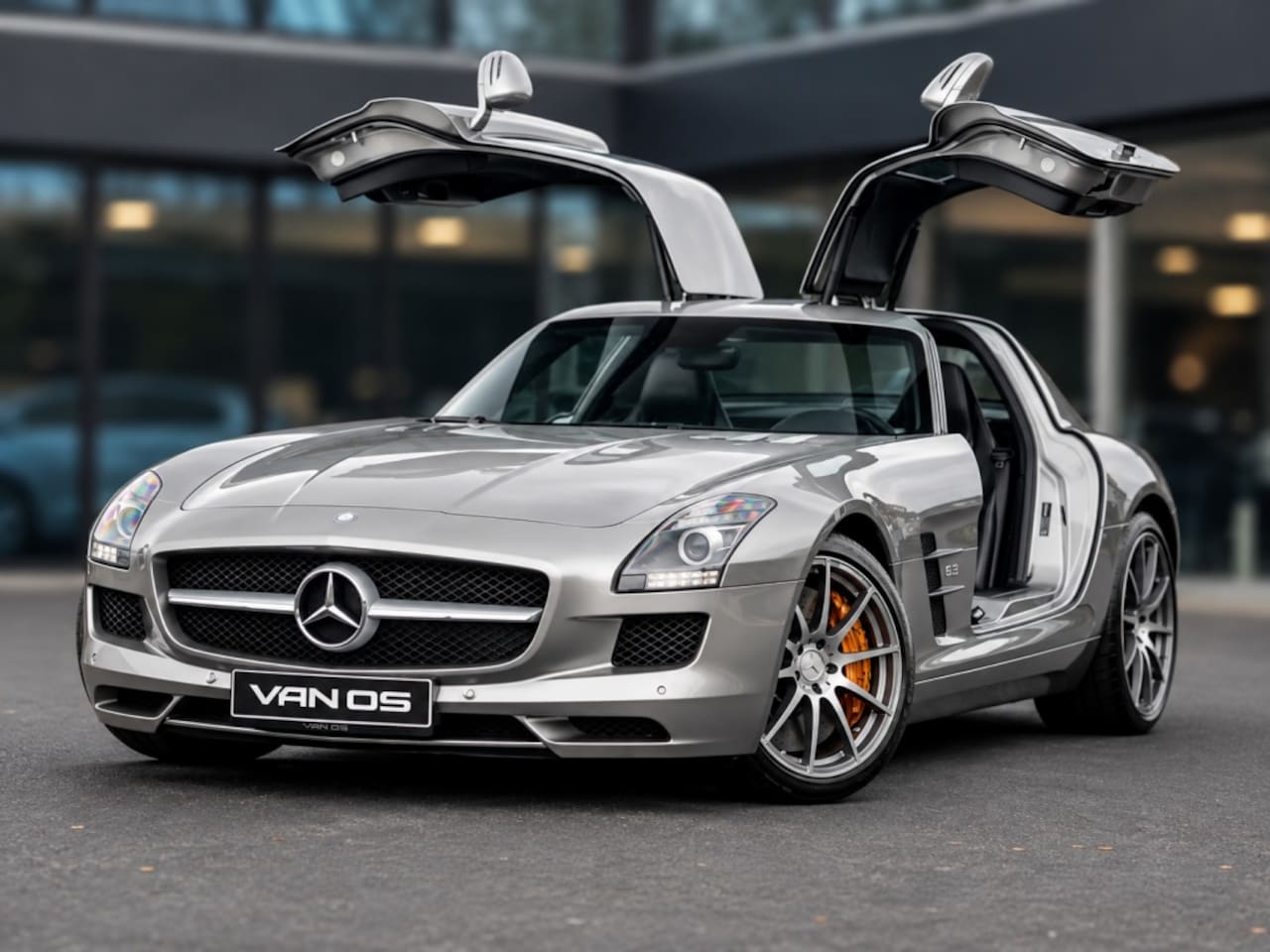 Mercedes-Benz SLS Coupé - AMG | Keramische remmen | B&O | Alubeam Silver - AutoWereld.nl