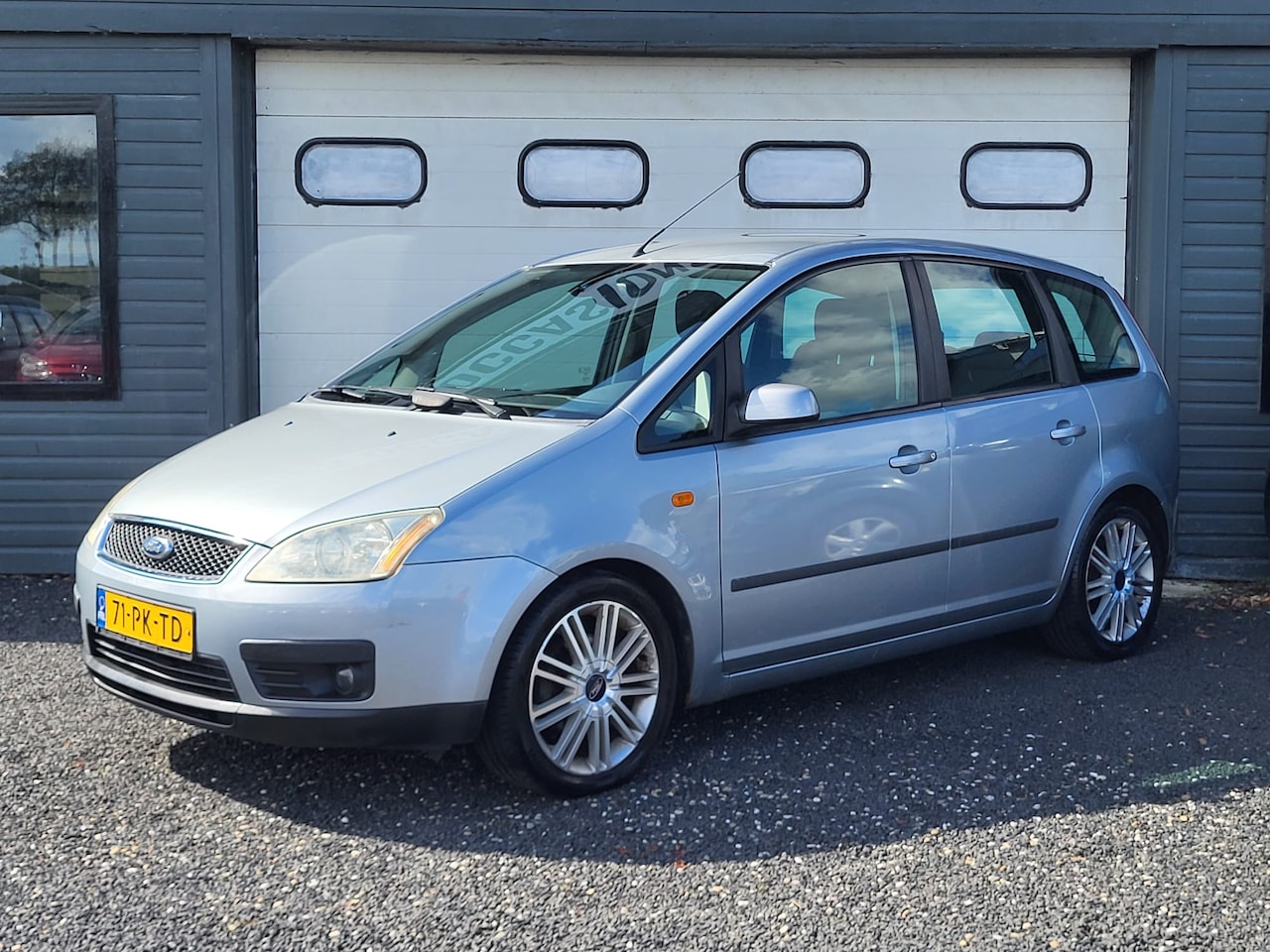 Ford Focus C-Max - 1.8-16V First Edition | APK 3-2027 | Airco | Cruise Control | Trekhaak - AutoWereld.nl
