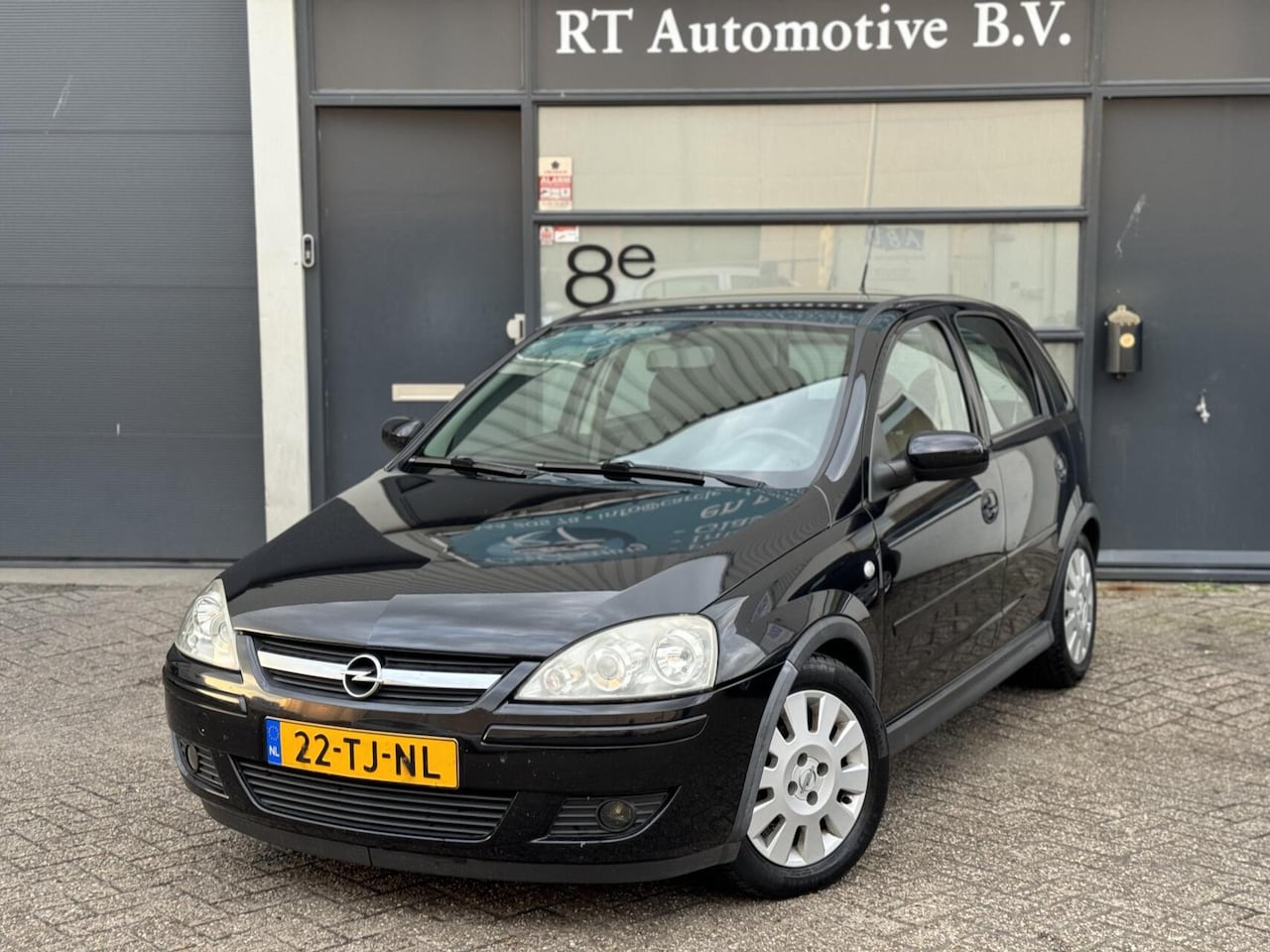 Opel Corsa - 1.2-16V Silverline Airco / Trekhaak 5drs - AutoWereld.nl