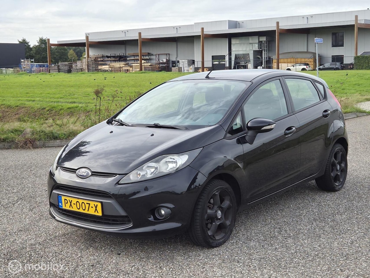 Ford Fiesta - 1.25 Titanium Airco / 5 deurs / NAP / Apk - AutoWereld.nl