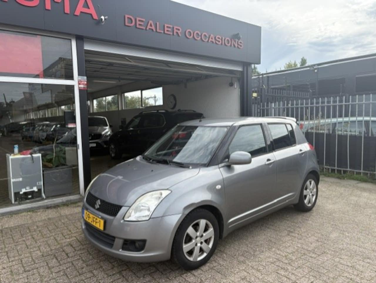 Suzuki Swift - 1.3 Bandit 2 EIGENAAR * 156000 KM NAP * - AutoWereld.nl