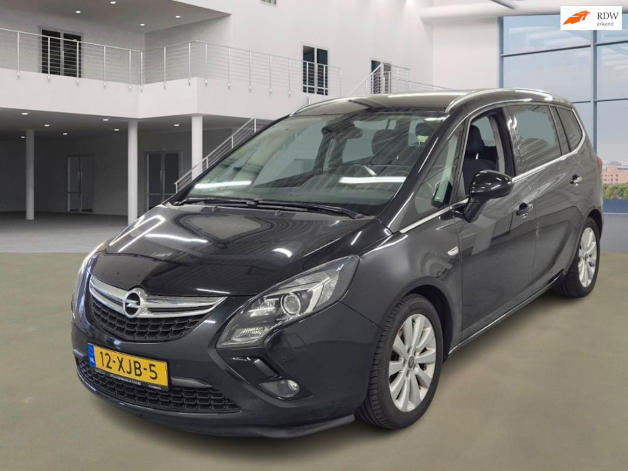 Opel Zafira Tourer - 1.4 Cosmo 7p. NAVI PSENSOR CRUISE TREKHAAK 2 X SLEUTELS - AutoWereld.nl