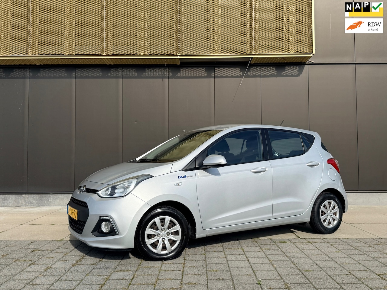 Hyundai i10 - 1.0i i-Motion Comf Plus | Cruise | Clima | Bluet | Nwe APK - AutoWereld.nl
