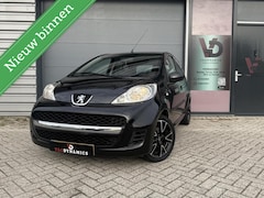 Peugeot 107 - 1.0-12V Black & Silver 5DRS NAP ISOFIX Airco