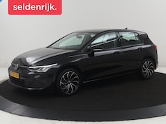 Volkswagen Golf - 1.0 eTSI Life | Automaat | Navigatie | Trekhaak | Adapt. Cruise | LED |
