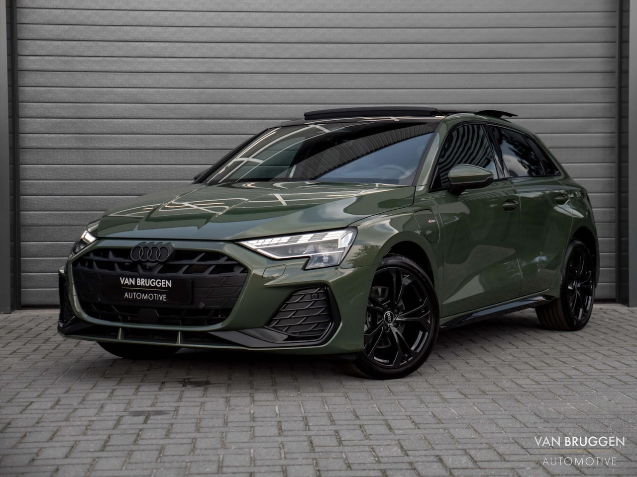 Audi A3 Sportback - 40 TFSI e S-Line Pano Massage 360 Head-Up SONOS BTW - AutoWereld.nl