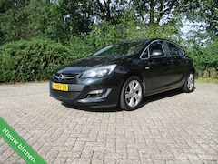 Opel Astra - 1.4 Turbo Sport