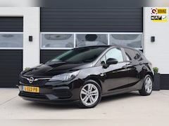 Opel Astra - 1.2 110pk Edition - 1e eigenaar - Navigatie - Lichtmetalen velgen - LED - NL Auto - Achter