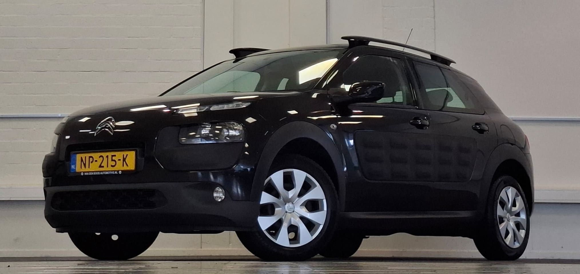 Citroën C4 Cactus - 1.2 PureTech Feel Navigatie 100% Dealer onderhouden PDC Allseason - AutoWereld.nl