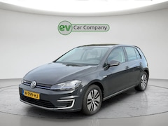 Volkswagen e-Golf - E-DITION | SOH 94% | Parkeersensoren | CarPlay | Navigatie |