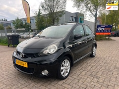 Toyota Aygo - 1.0-12V - Airco - 5Deurs - Zwart - Nette Staat