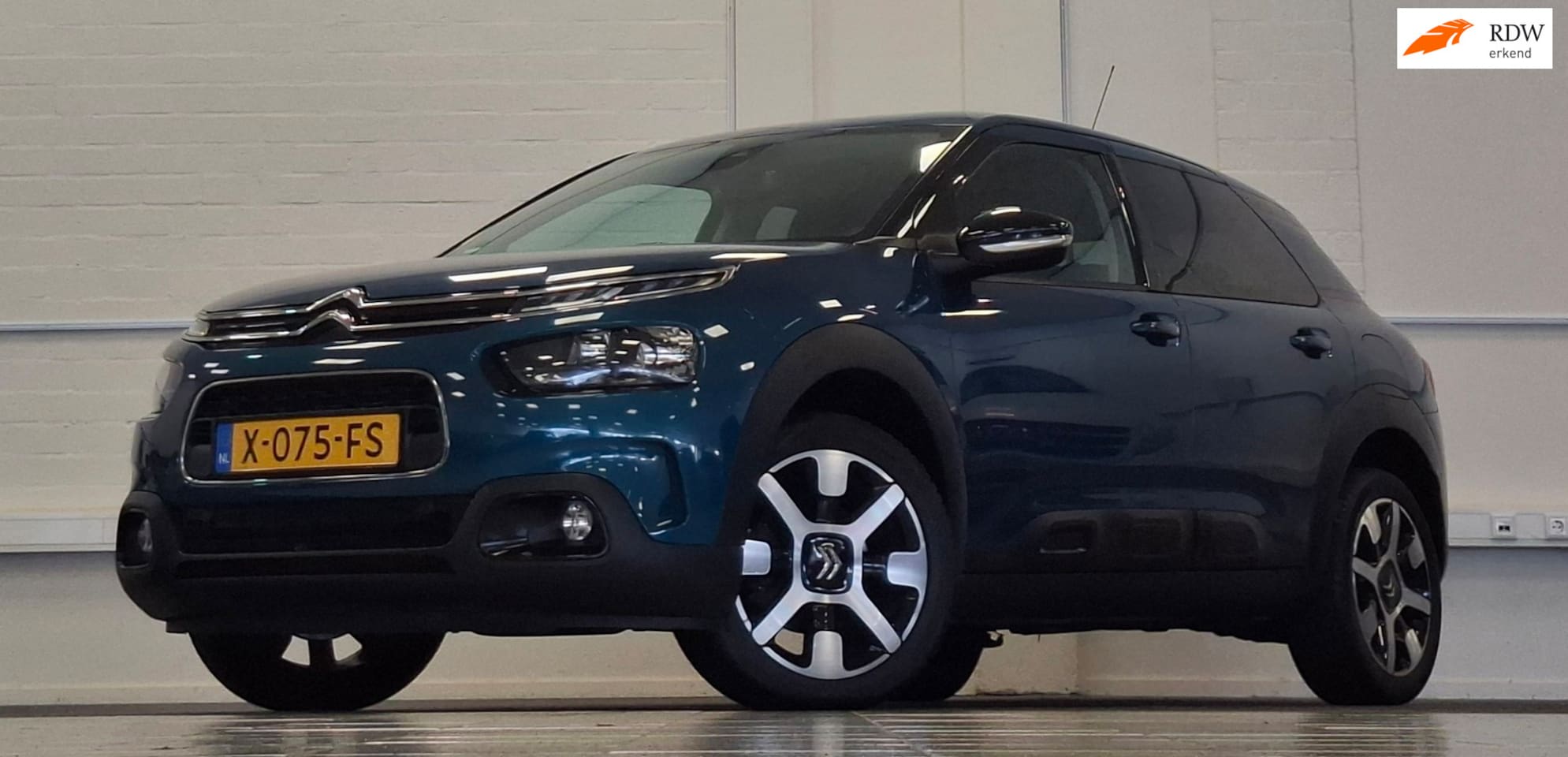 Citroën C4 Cactus - 1.2 PureTech Shine Plus Automaat Distributie v.v 2026 Trekhaak - AutoWereld.nl