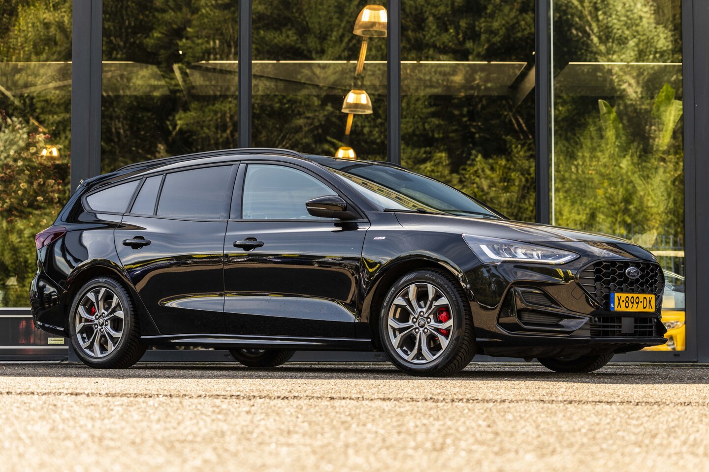 Ford Focus Wagon - 1.0 EcoBoost Hybrid ST Line Style 1.0 EcoBoost Hybrid ST Line Style - AutoWereld.nl