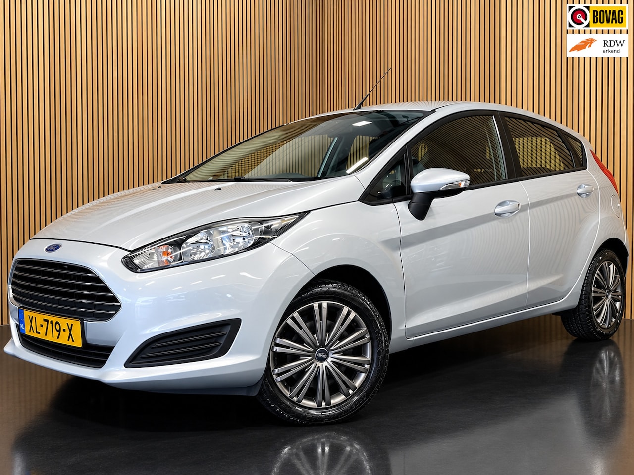 Ford Fiesta - 1.25|82 PK|4-CILINDER|5-DEURS|FACELIFT MODEL|AIRCONDITIONING|ELEKTRISCHE RAMEN+SPIEGELS|US - AutoWereld.nl