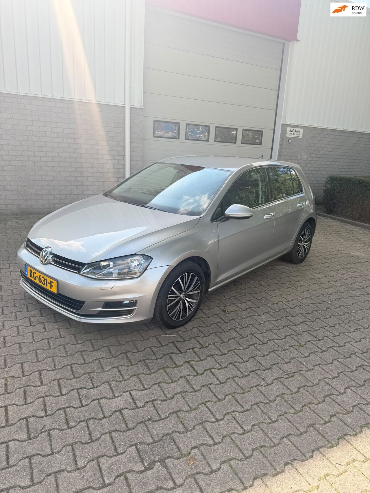 Volkswagen Golf - 1.6 TDI Connected Series 1.6 TDI Connected Series - AutoWereld.nl
