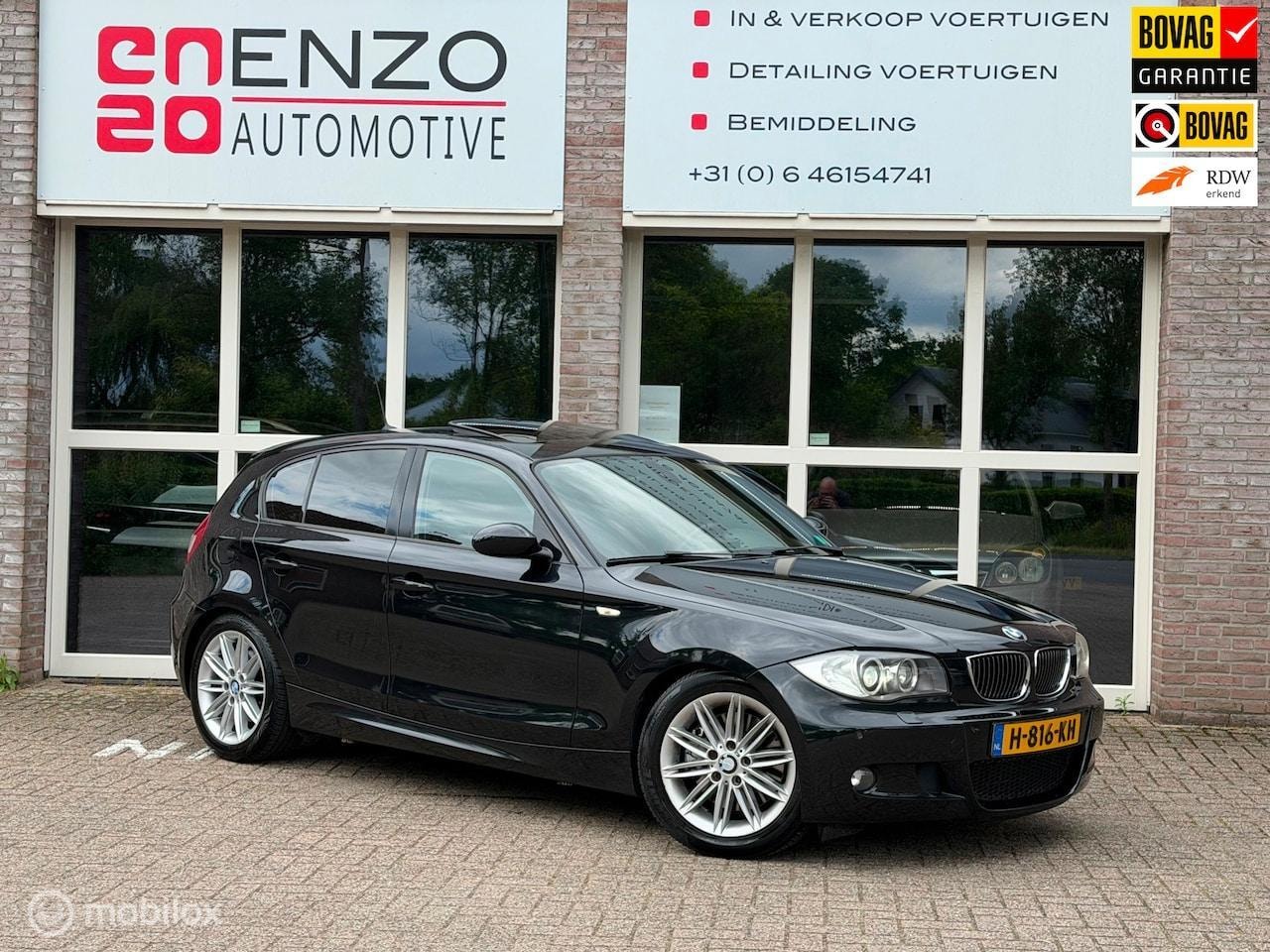 BMW 1-serie - 130i Executive zeer nette staat Xenon Pano M-pack - AutoWereld.nl