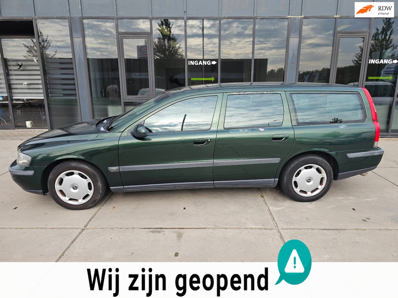 Volvo V70 - 2.4 - Leer - Automaat - - AutoWereld.nl