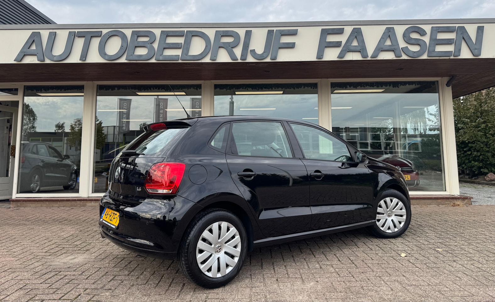 Volkswagen Polo - 1.4-16V Comfortline
