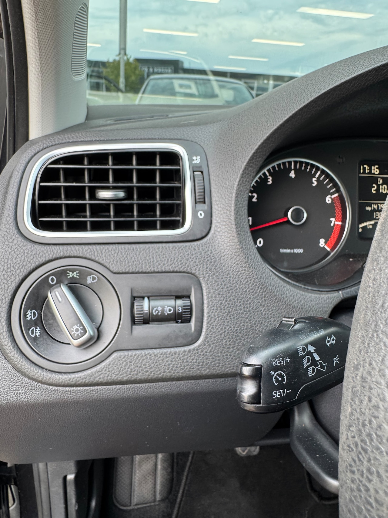 Volkswagen Polo - 1.4-16V Comfortline
