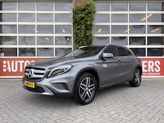 Mercedes-Benz GLA-Klasse - 200 Prestige | Trekhaak | 18" LMV | Xenon | PDC V+A | Goed onderhouden | Nette auto |