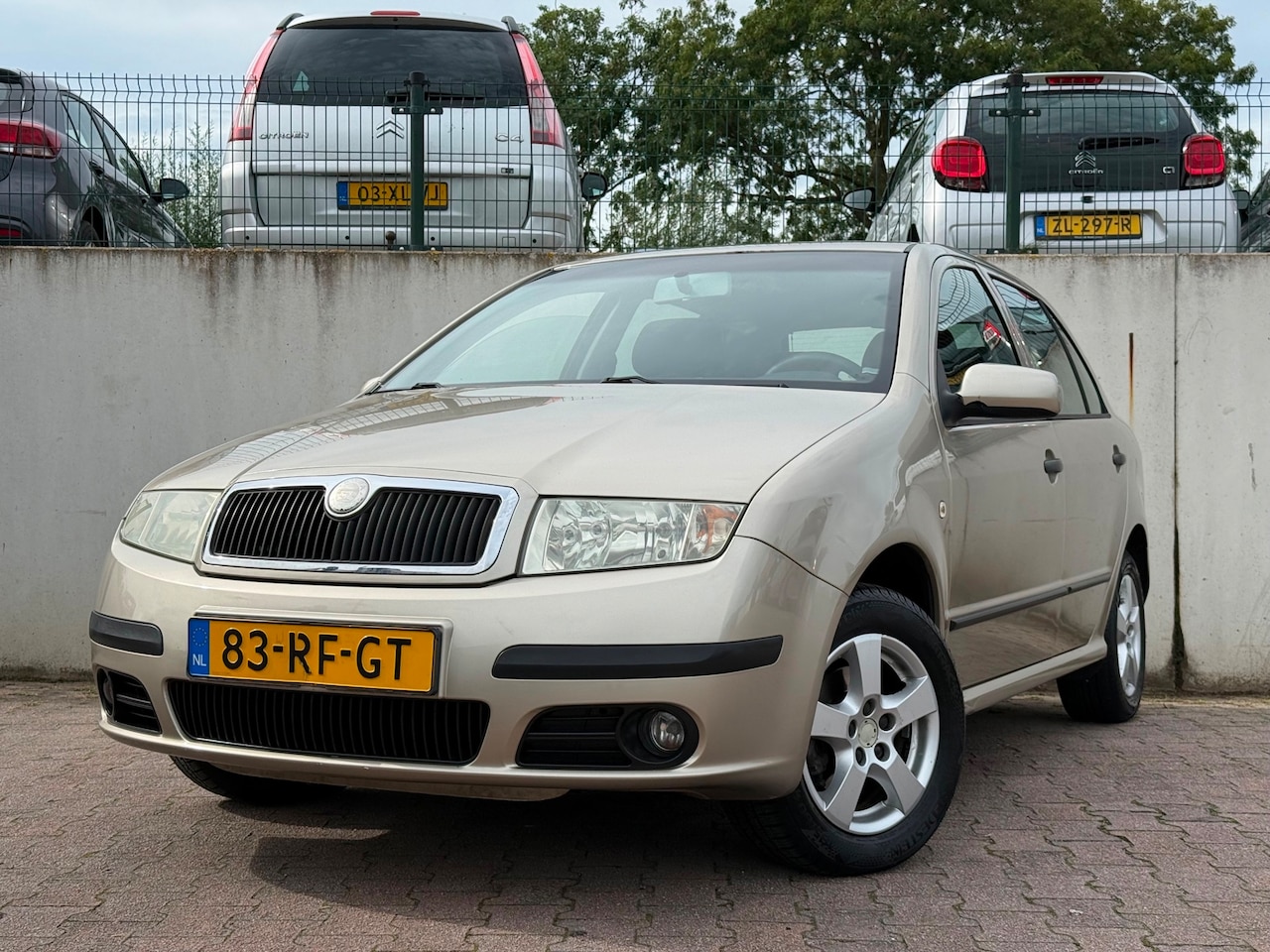 Skoda Fabia - 1.4-16V Elegance/AUTOMAAT/AIRCO/APK 03-2027/154273 KM NAP/ - AutoWereld.nl
