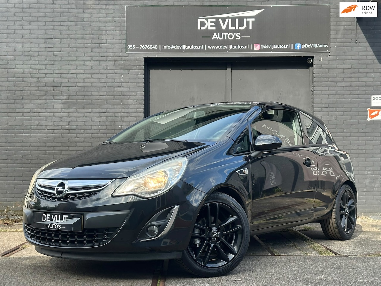 Opel Corsa - 1.4-16V | Carplay Kenwood | Airco | Elek Ramen | 17 inch LM | MF Stuur | isofix | Black Ed - AutoWereld.nl