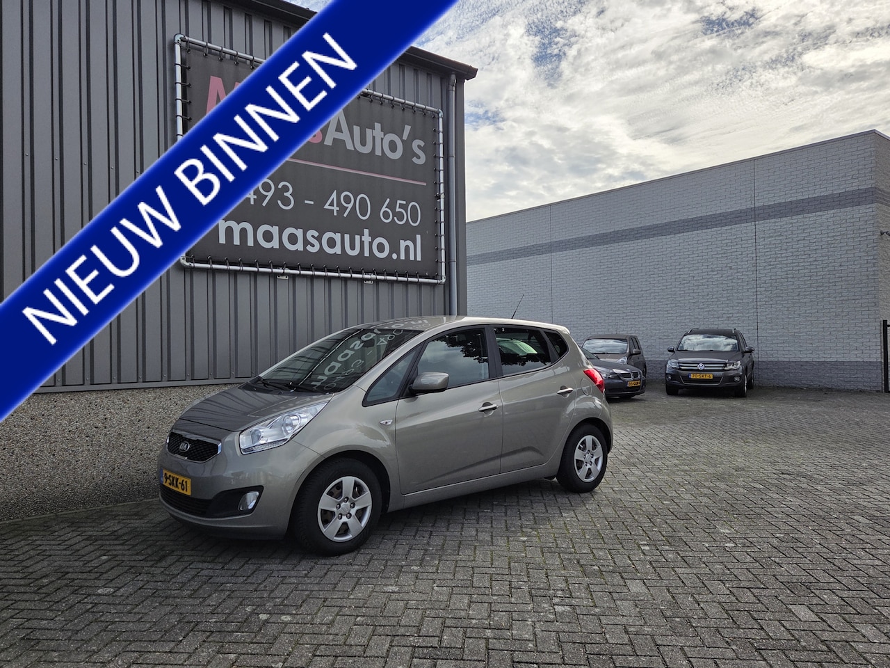 Kia Venga - 1.6 CVVT Anniversary automaat hoge-instap 1e eigenaar !!! - AutoWereld.nl