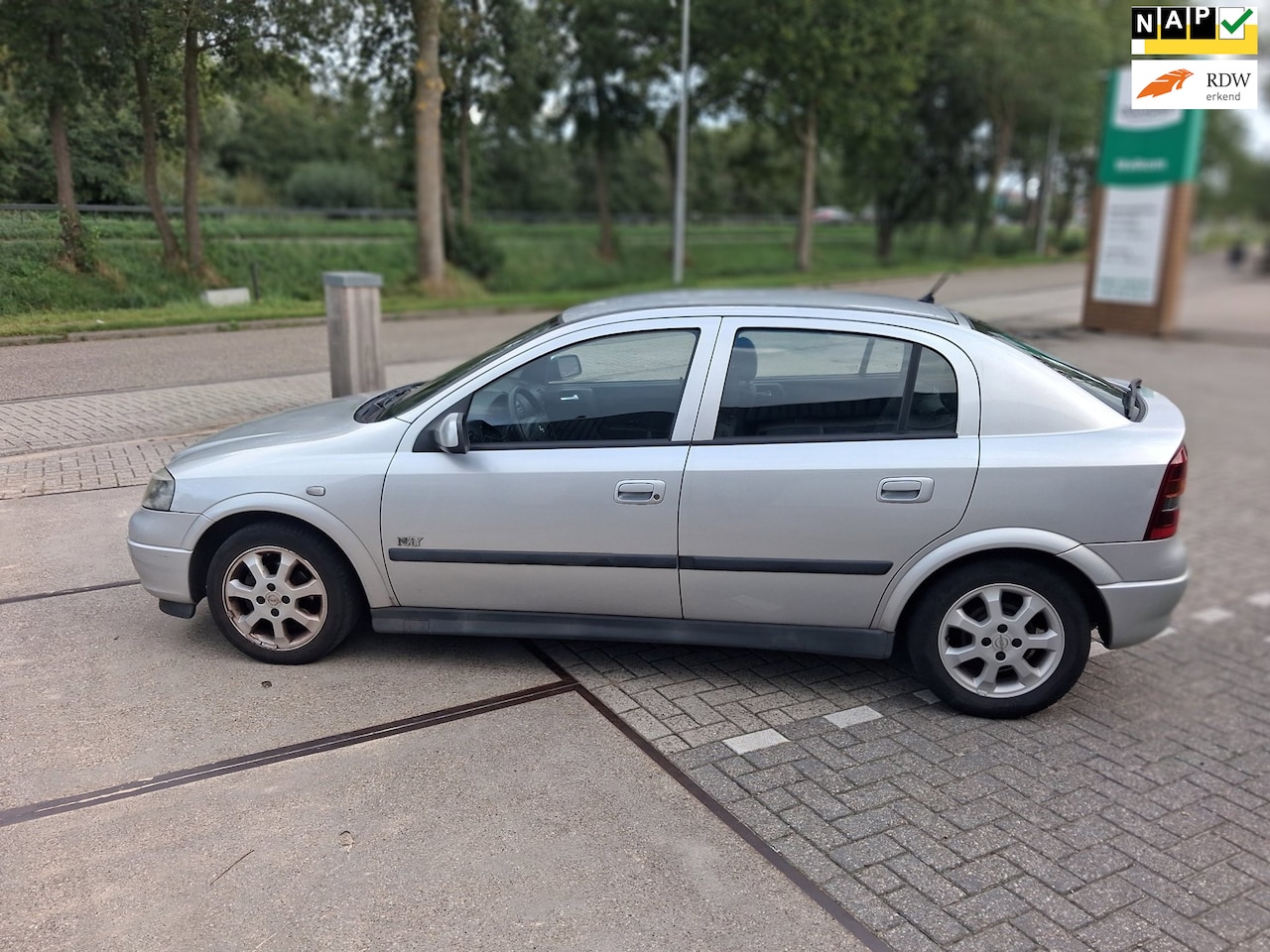 Opel Astra - 1.6 Njoy 1.6 Njoy (( airco/ 127000 km/ apk))) - AutoWereld.nl