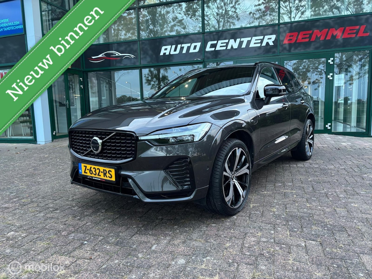 Volvo XC60 - 2.0 T8 Plug-in hybrid AWD R-Design Vollll - AutoWereld.nl