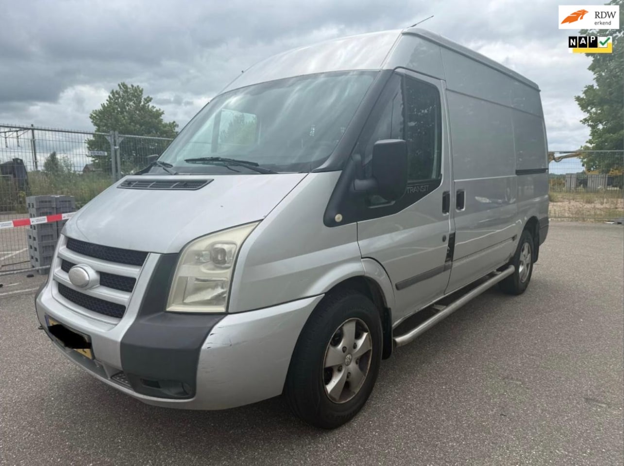 Ford Transit - 350M 3.2 TDCI SHD DC 350M 3.2 TDCI SHD DC - AutoWereld.nl