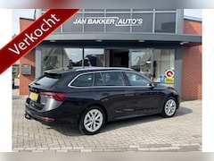 Skoda Octavia Combi - 1.0 e-TSI Business Edition Plus ✅ Automaat ✅ Trekhaak ✅ CarPlay / Android Auto ✅ Dealer on