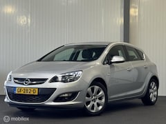 Opel Astra - 1.4 Turbo Blitz [ NAP cruise pdc LED ]