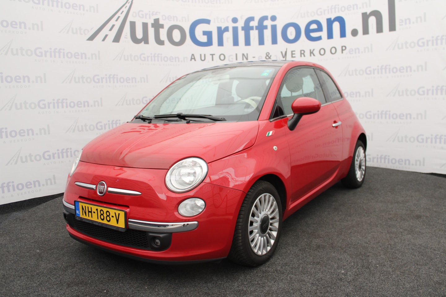 Fiat 500 - 0.9 TwinAir Lounge met schuifdak en airco - AutoWereld.nl