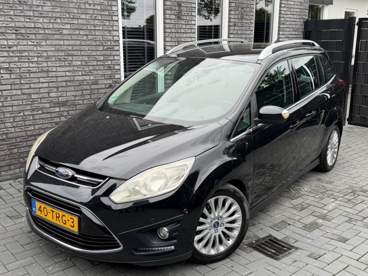 Ford Grand C-Max - 1.6 Eco. Lease Titanium|. CAMERA| CLIMA| CRUISE| NAP - AutoWereld.nl