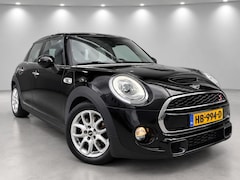 MINI 5-Deurs - 2.0 Cooper S Serious Business [Keyless | Leder | StoelVW | Navi | Cruise | Volledig OH]