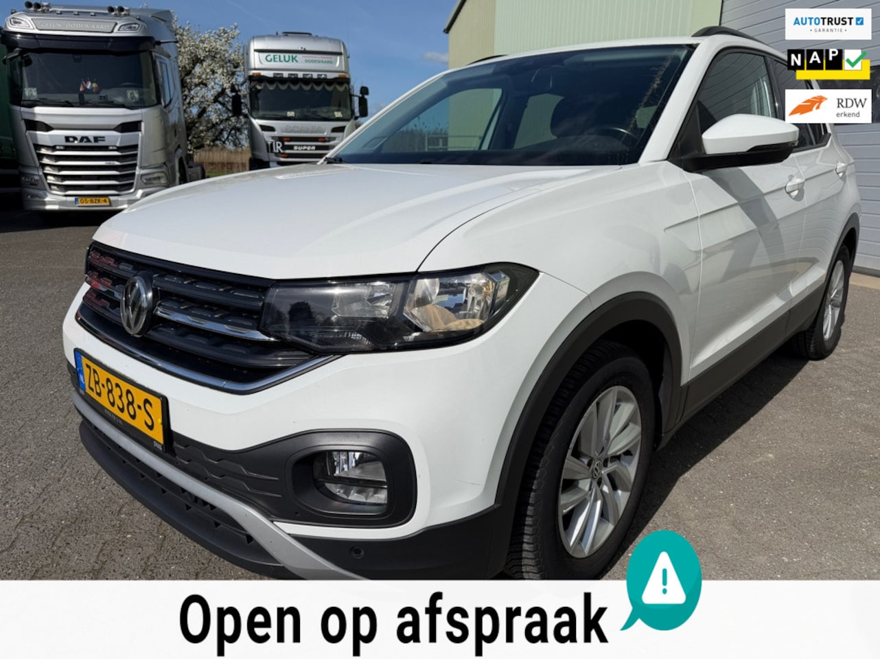 Volkswagen T-Cross - 1.0 TSI Life Trekhaak Airco - AutoWereld.nl