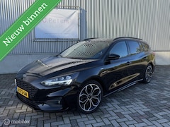 Ford Focus Wagon - 1.0 EcoBoost ST Line Automaat 2019 / Camera / Stoelverwarming / Carplay / 18inc / 2e eigen