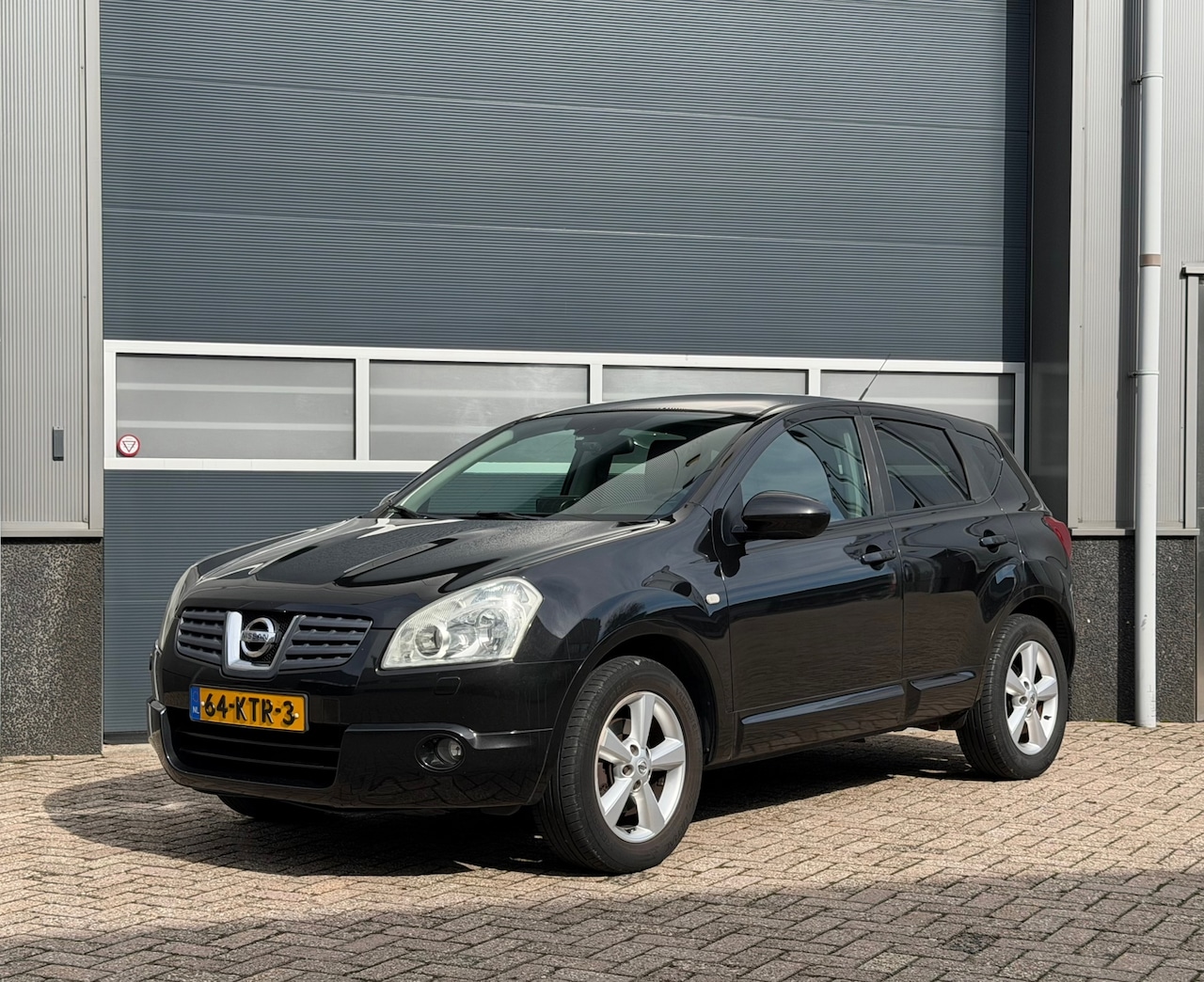 Nissan Qashqai - 2.0 Tekna Premium bj.2007 Navi|Camera|Pano|Trekhaak. - AutoWereld.nl