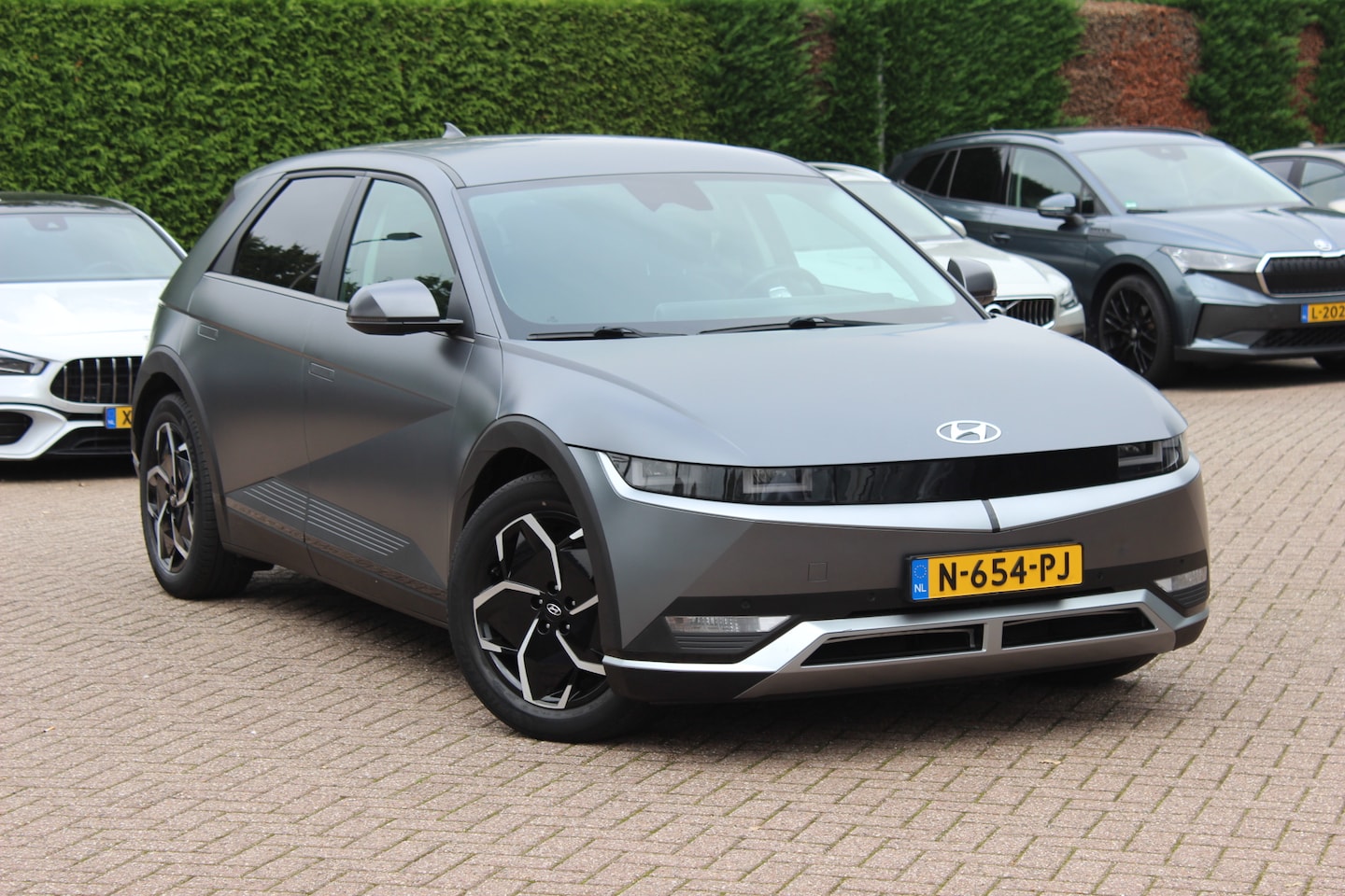 Hyundai IONIQ 5 - Connect+ 73kWh / SoH 86,2% / Camera / Head-up / Leder / CarPlay / V2L / 19'' / Warmtepomp - AutoWereld.nl