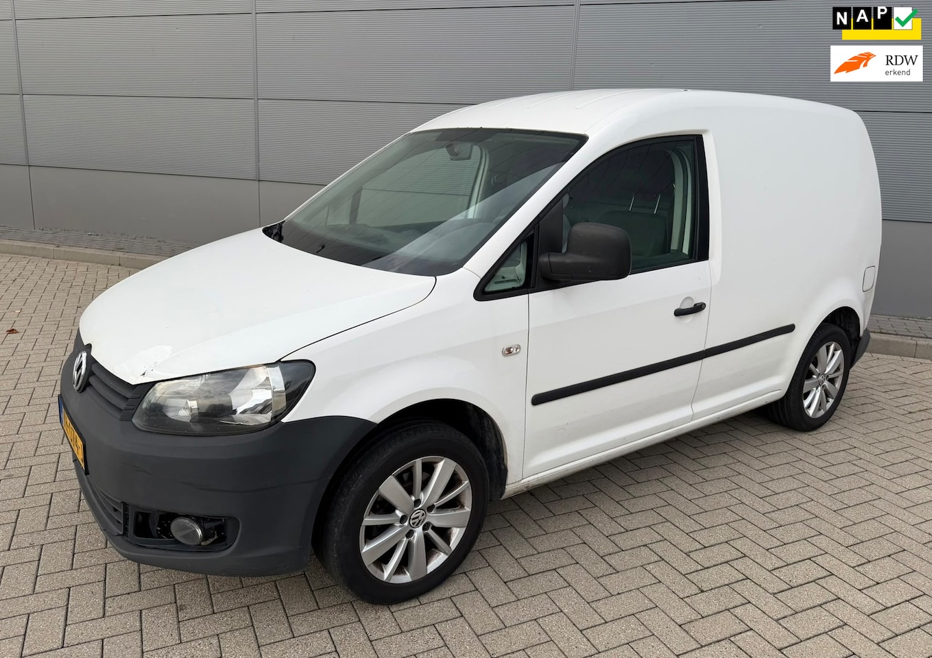 Volkswagen Caddy - 1.6 TDI Economy Baseline 1.6 TDI Economy Baseline - AutoWereld.nl