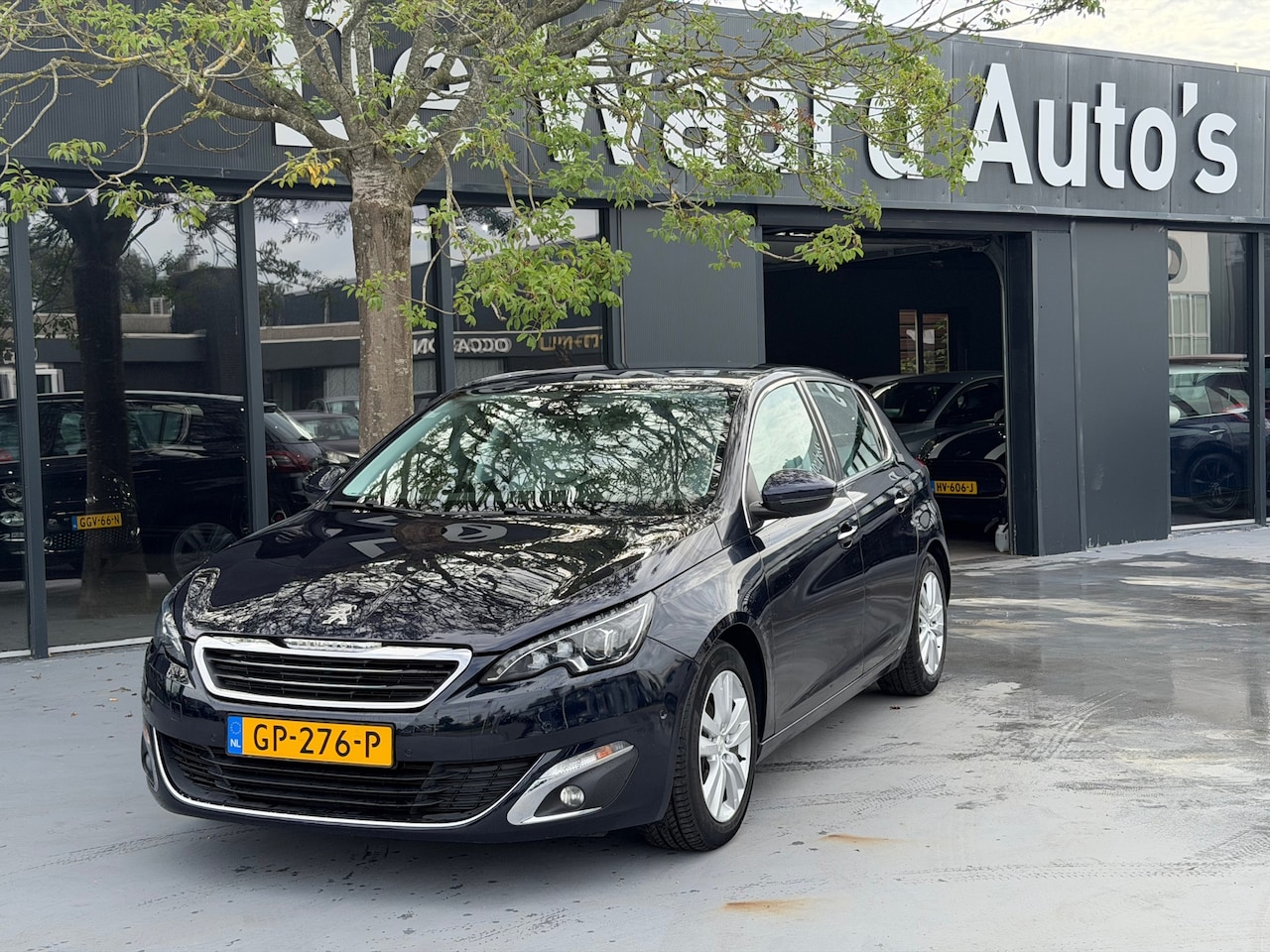 Peugeot 308 - 1.2 PureTech Allure/automaat/airco/cruise/NAP/Camra/Stoel verwarming/12 Maanden garantie - AutoWereld.nl