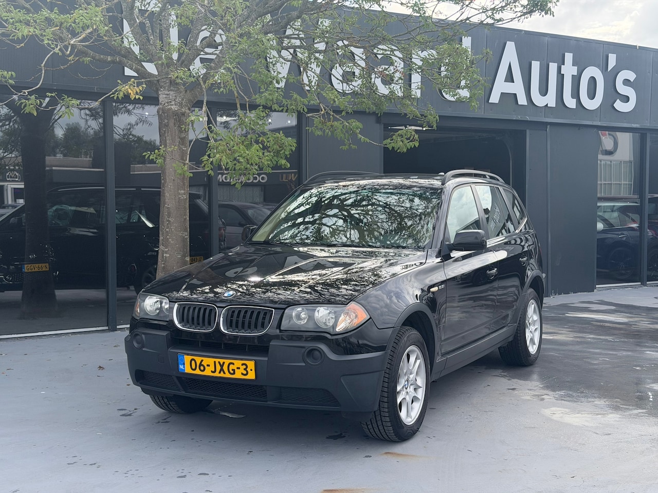 BMW X3 - 2.5i/airco/cruise/panorama dak/stoel verwarming/ trekhaak/goed onderhouden/6 Maanden garan - AutoWereld.nl