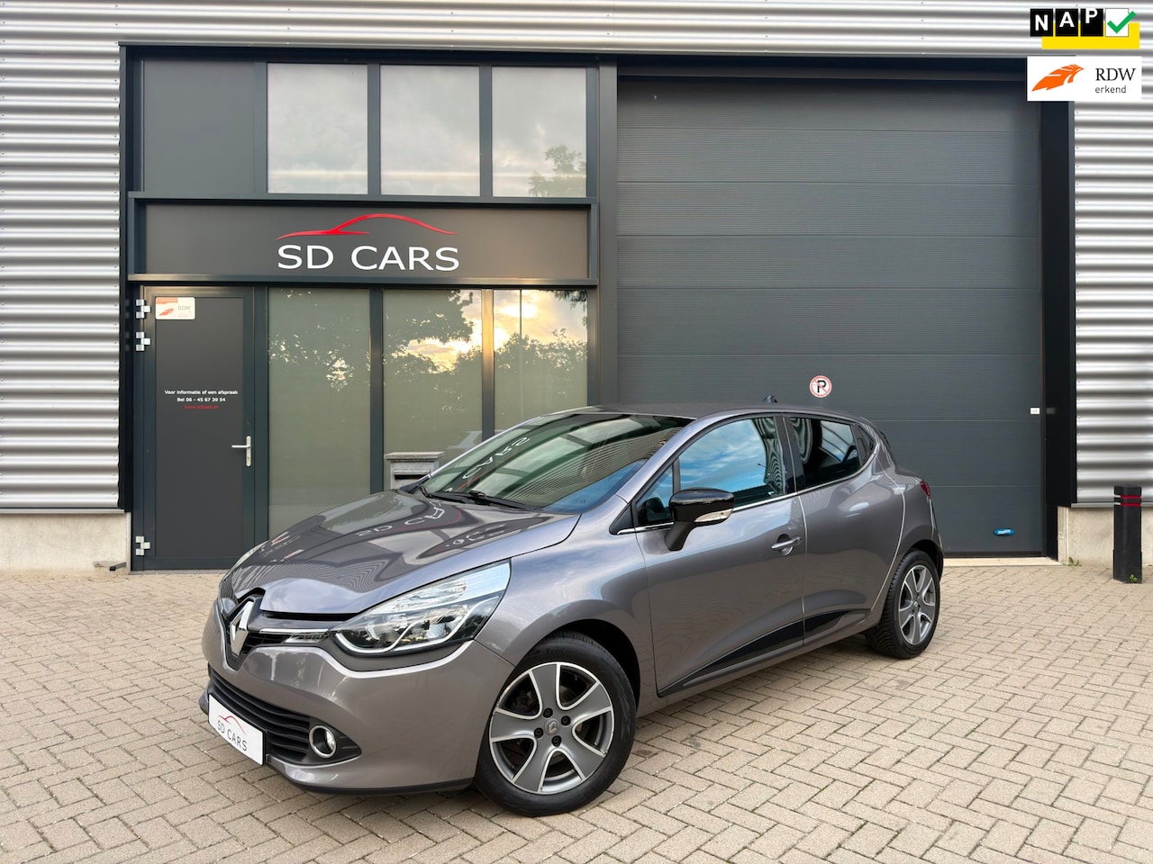 Renault Clio - 0.9 TCe ECO Night&Day|Airco|Navi|Cruise|APK nw - AutoWereld.nl