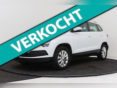 Skoda Karoq - 1.0 TSI Business Edition | CarPlay | Camera | Stoelverwarming | Cruise Control |