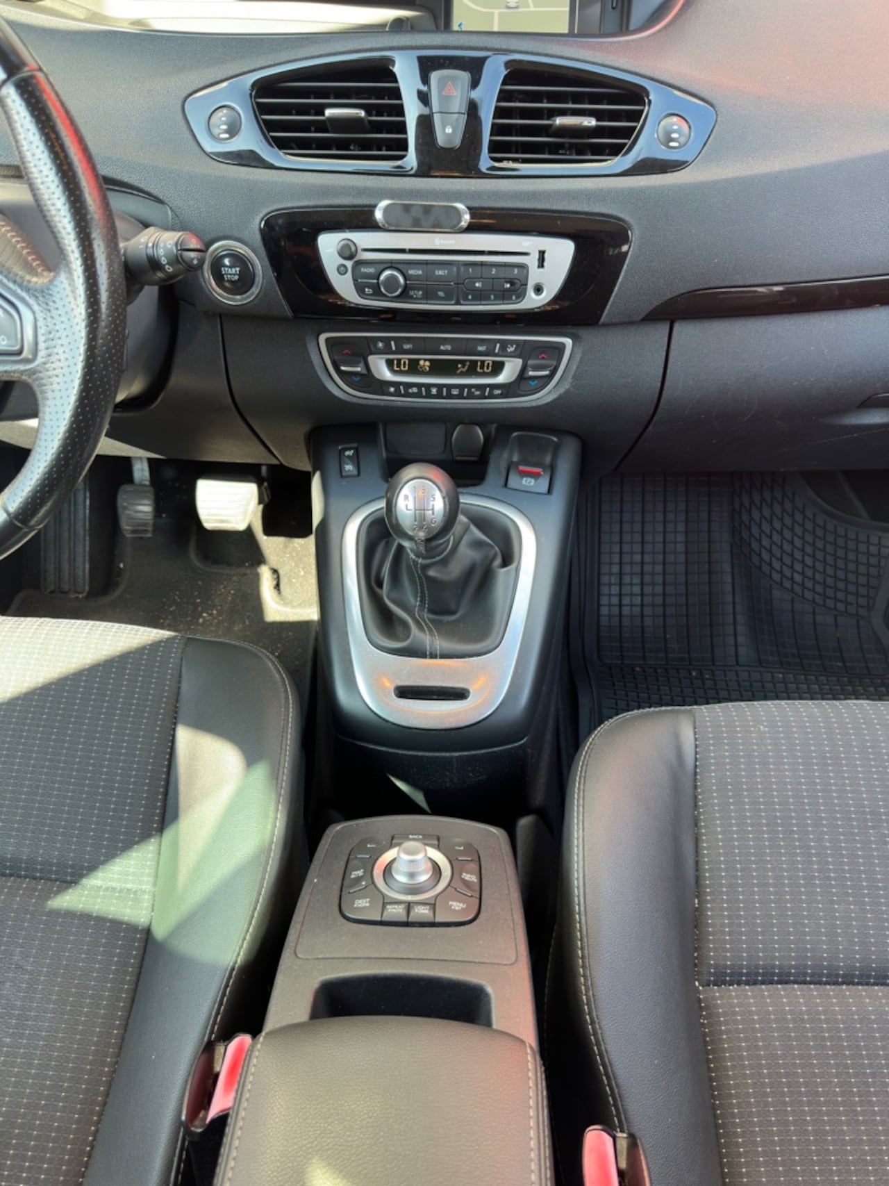 Renault Grand Scénic - 1.2 TCe Bose 7persoons