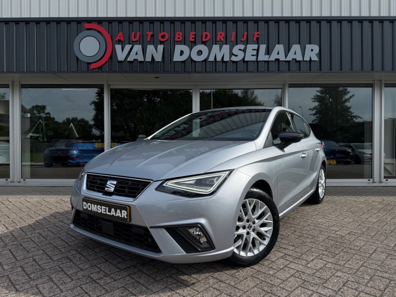 SEAT Ibiza - 1.0 EcoTSI FR Business Intense - Camera Navi Carplay Cruise - AutoWereld.nl