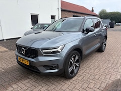 Volvo XC40 - 2.0 T4 R-Design Schuifdak Pilot Assist H/K