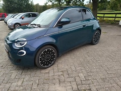 Fiat 500 - E-La Prima-42KW-Snelladen-Carplay-Meer